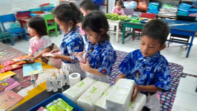 Belajar Menjadi Pedagang