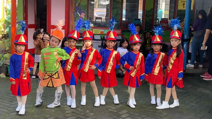 LOMBA DRUMBAND (TK INDIRYASANA III)